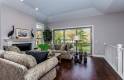 rent-prop-rose-garden-07